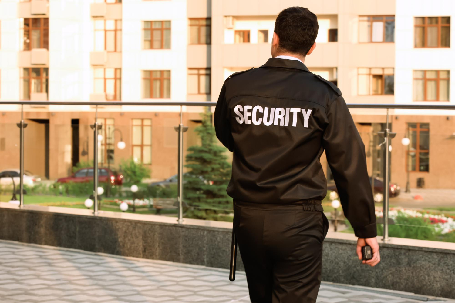 What to Look For When Hiring a Security Company